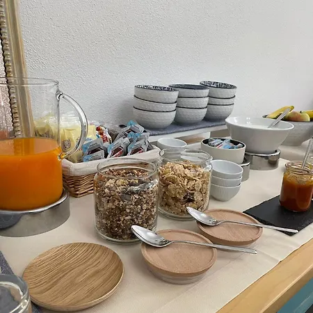 Dimora Taturi Πανσιόν